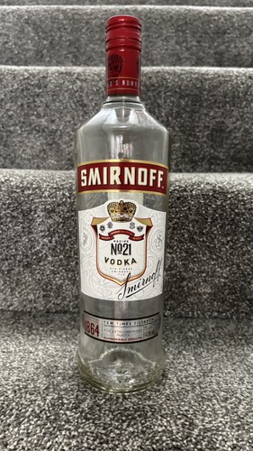 Smirnoff vodka red - red, label